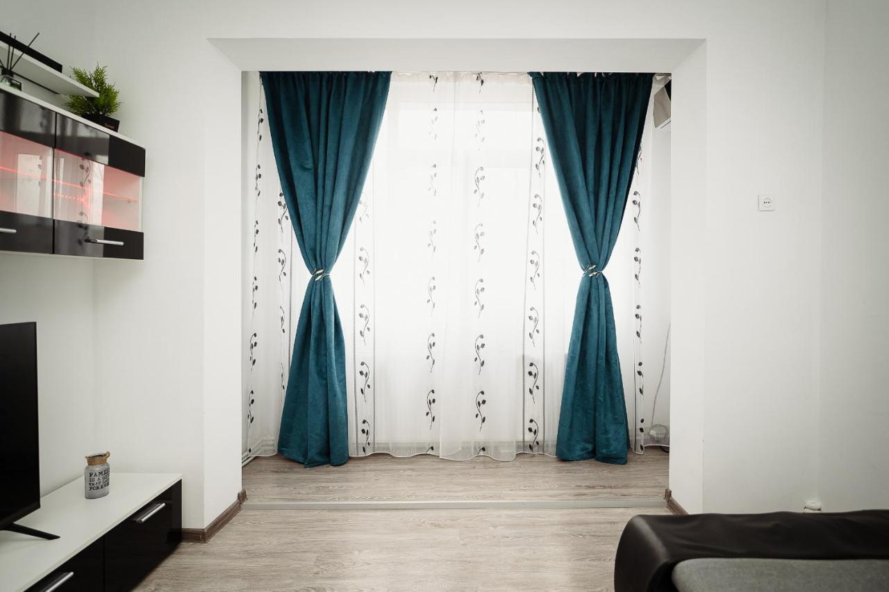 Blue House For 4 Guests With Netflix And Disney Iasi Exterior foto