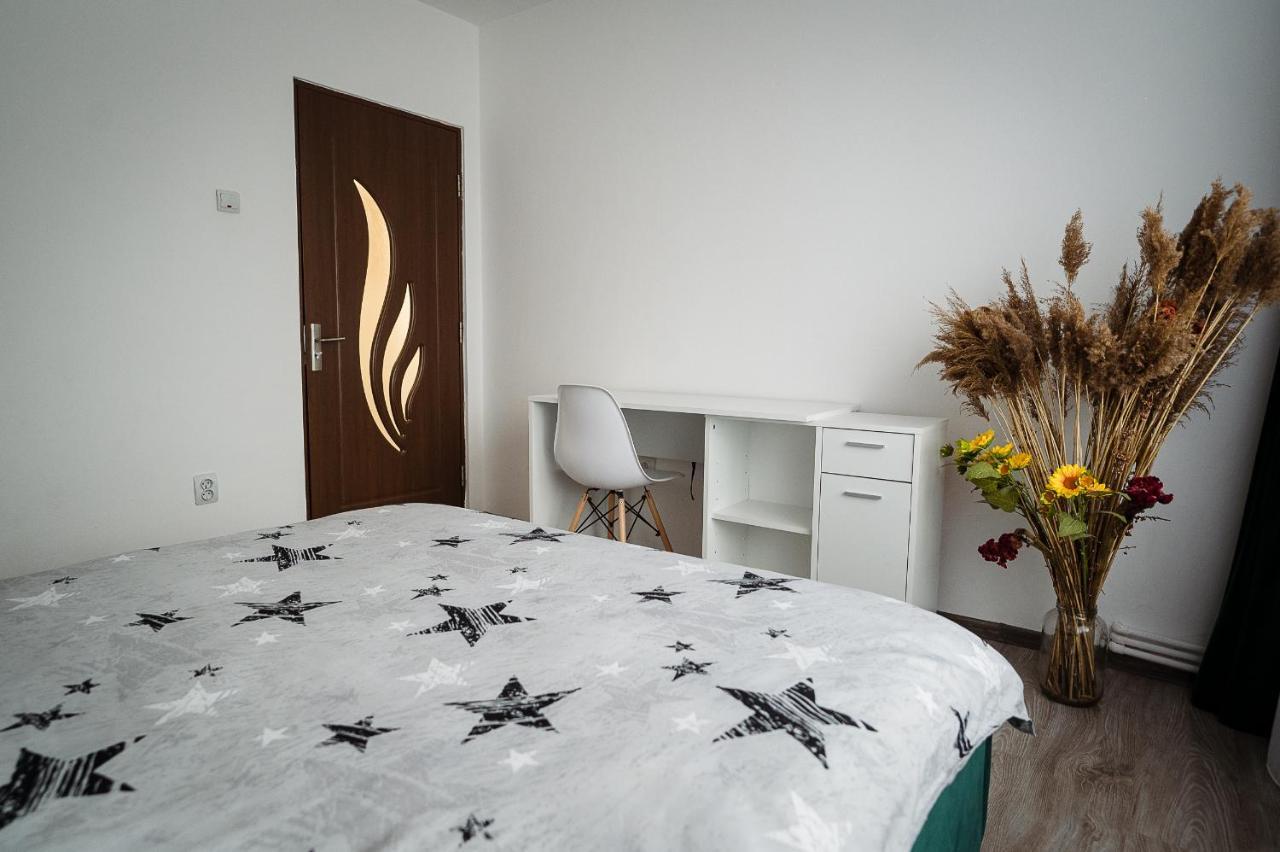 Blue House For 4 Guests With Netflix And Disney Iasi Exterior foto