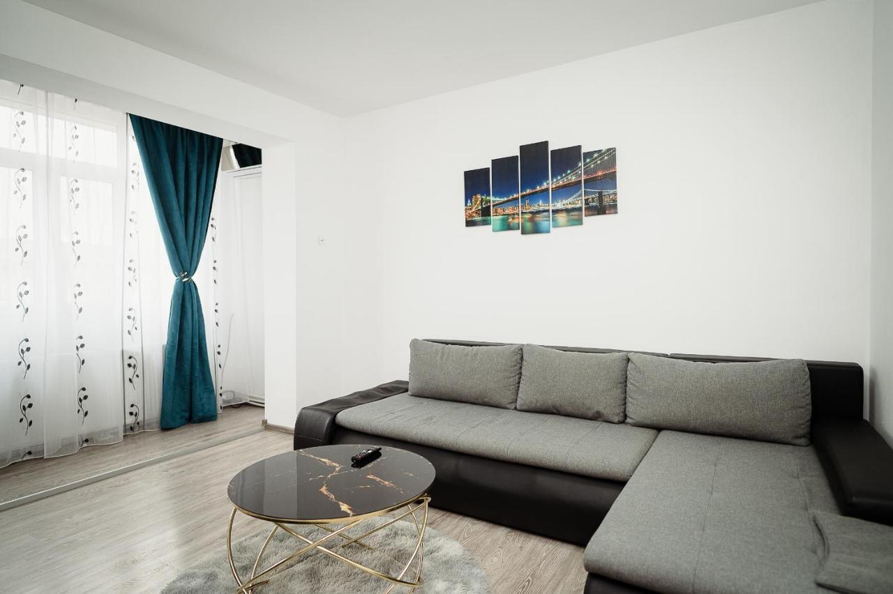 Blue House For 4 Guests With Netflix And Disney Iasi Exterior foto